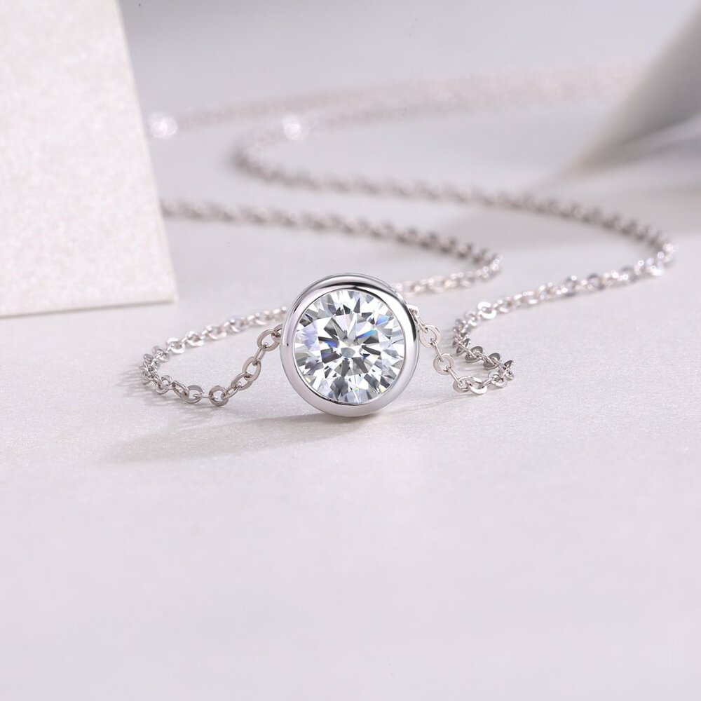 925 sterling silver moissanite necklace